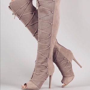 Zip up the back over the knee boot